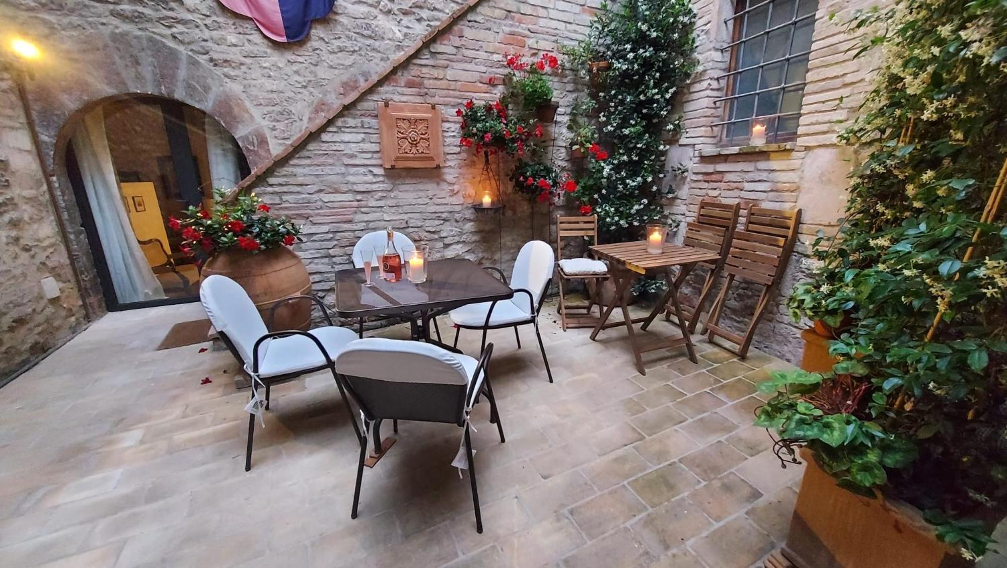 Saint Francis Apartment Assisi Dış mekan fotoğraf